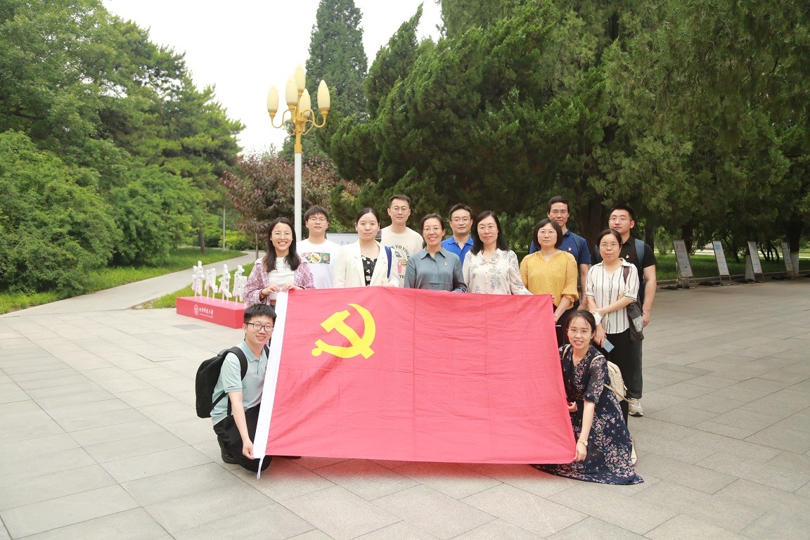 0ca63f2faa22b1e0613cc13bd7a80b8d.jpg